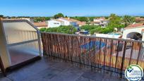 Terrassa de Estudi en venda en Empuriabrava amb Calefacció i Moblat