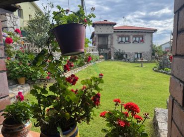 House with garden for sale in Celorio - Celorio