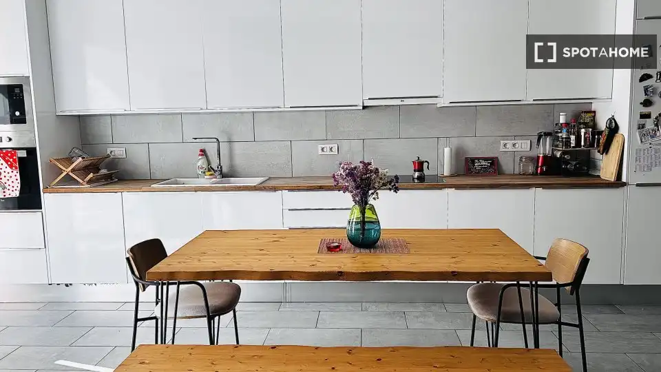 Kitchen of Flat for rent in  Barcelona Capital  with Air Conditioner, Heating and Furnished