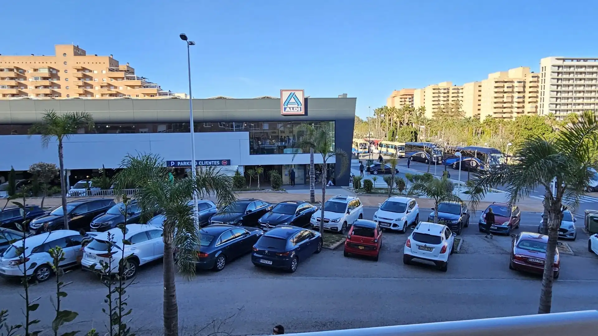 Parking of Apartments for sale in Oropesa del Mar / Orpesa  with Air Conditioner, Heating and Terrace