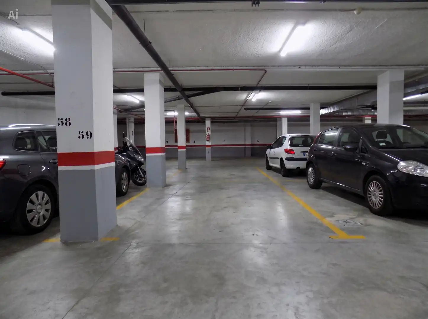 Parkplatz von Wohnung zur Miete in Benalmádena mit Klimaanlage, Heizung und Möbliert