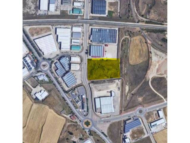Terreno industrial en Venta en CUESTA URRIA  en Villalonquéjar