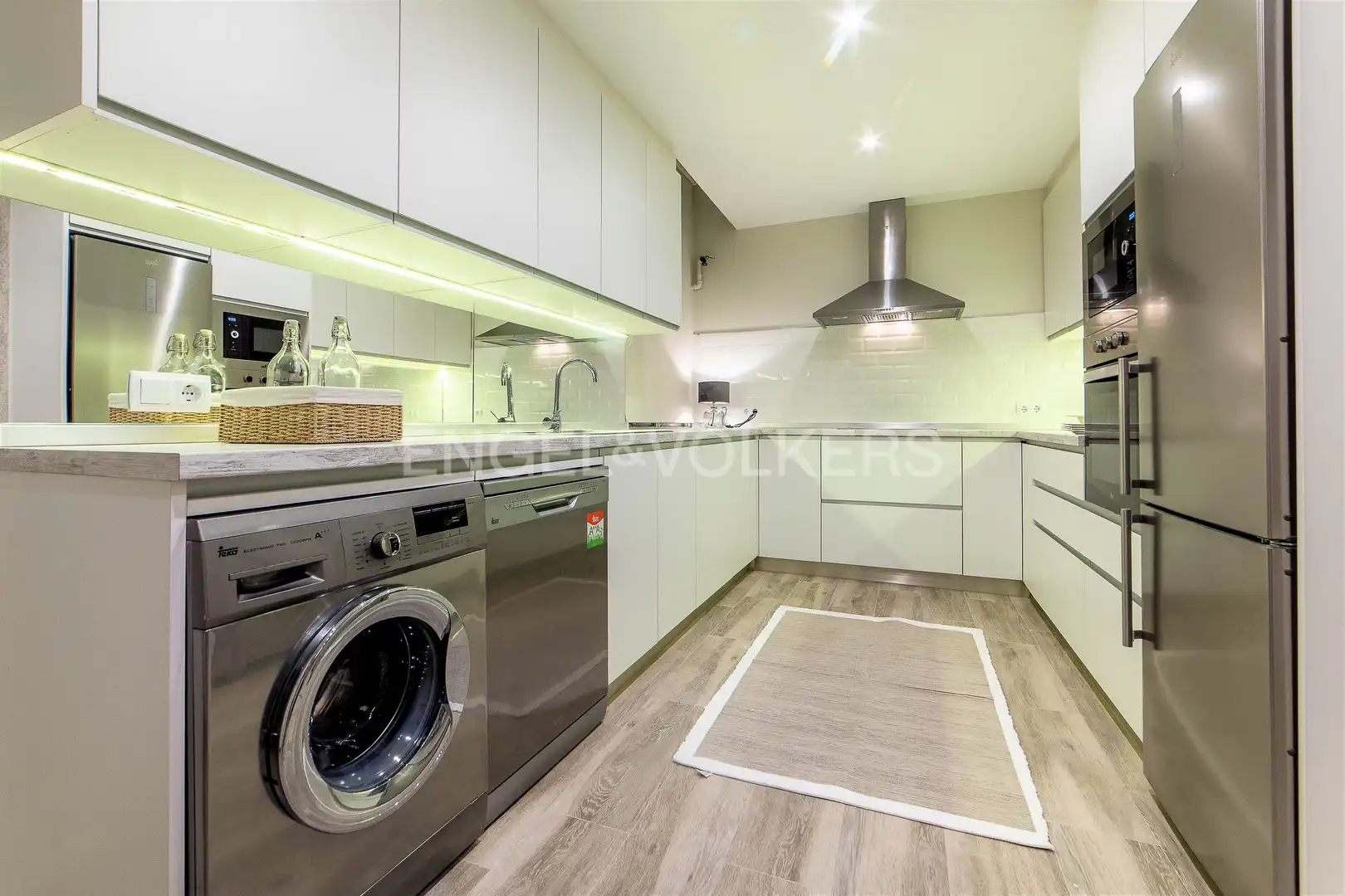 Cocina de Piso de alquiler en Madrid con Aire acondicionado, Calefacción y Parquet