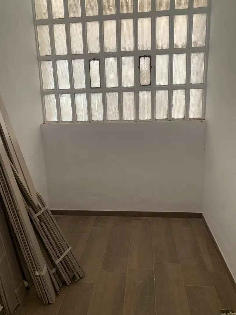 Business premises to rent in Carrer Alfonso V 10, imagen 5
