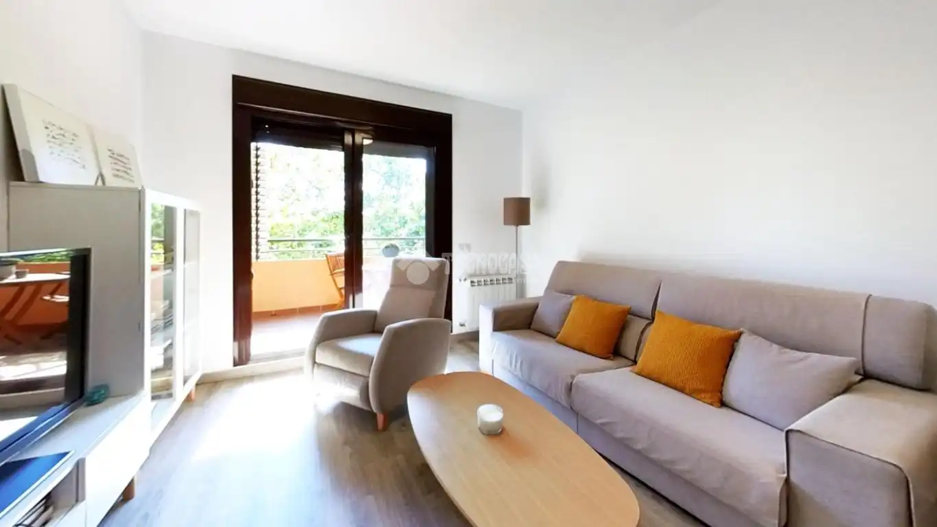Living room of Flat for sale in Alcalá de Henares  with Air Conditioner, Terrace and Storage room