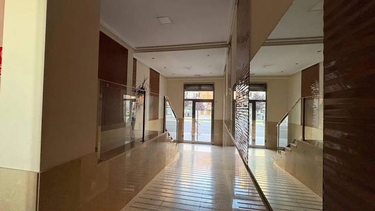 Piso en venta en León Capital  con Terraza