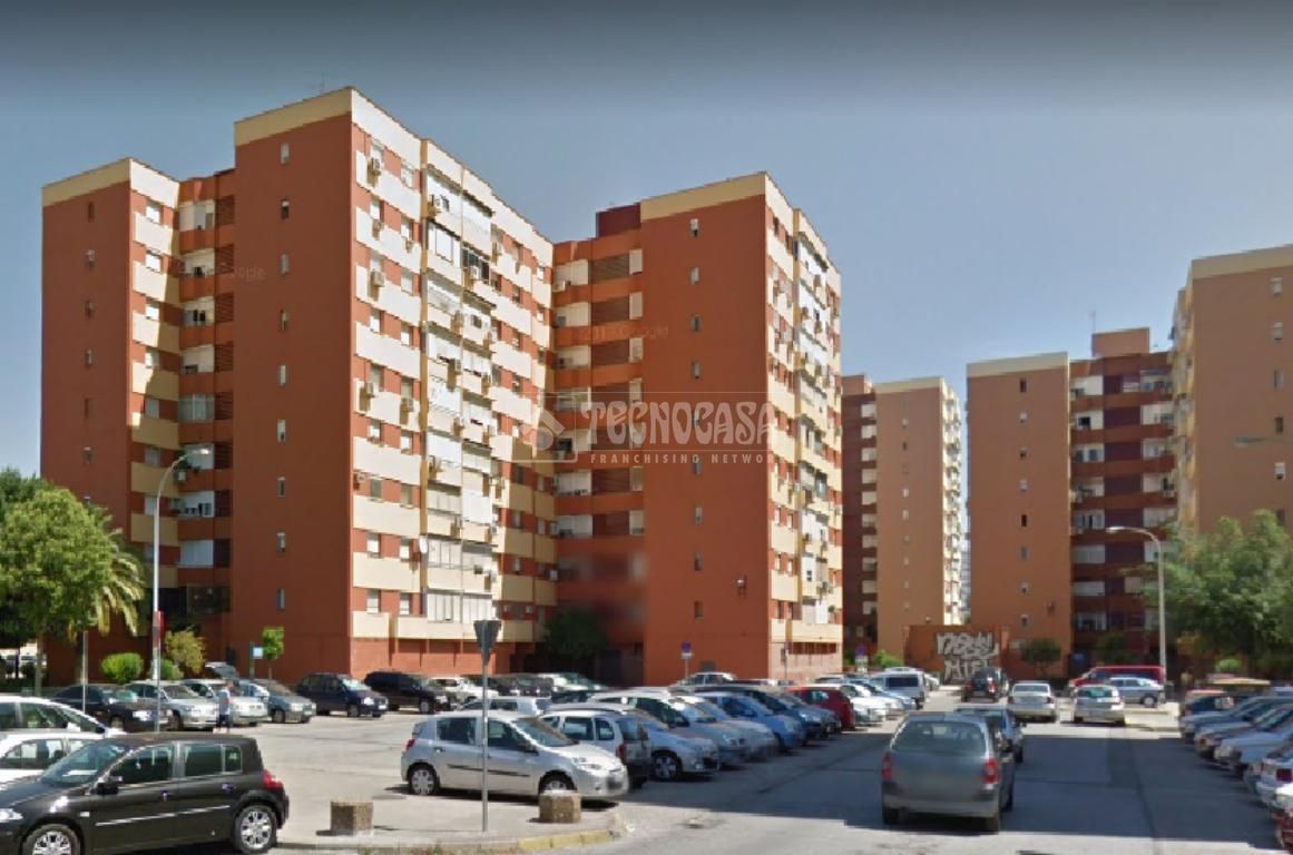 Piso en venta en Pino Montano - Consolación , Norte