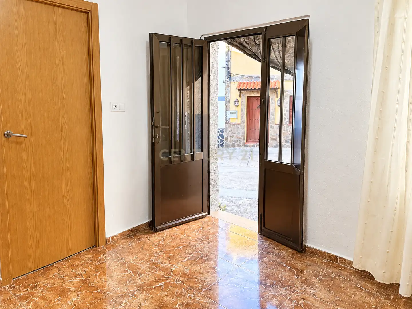 Casa in vendita a Valdefuentes, imagen 2