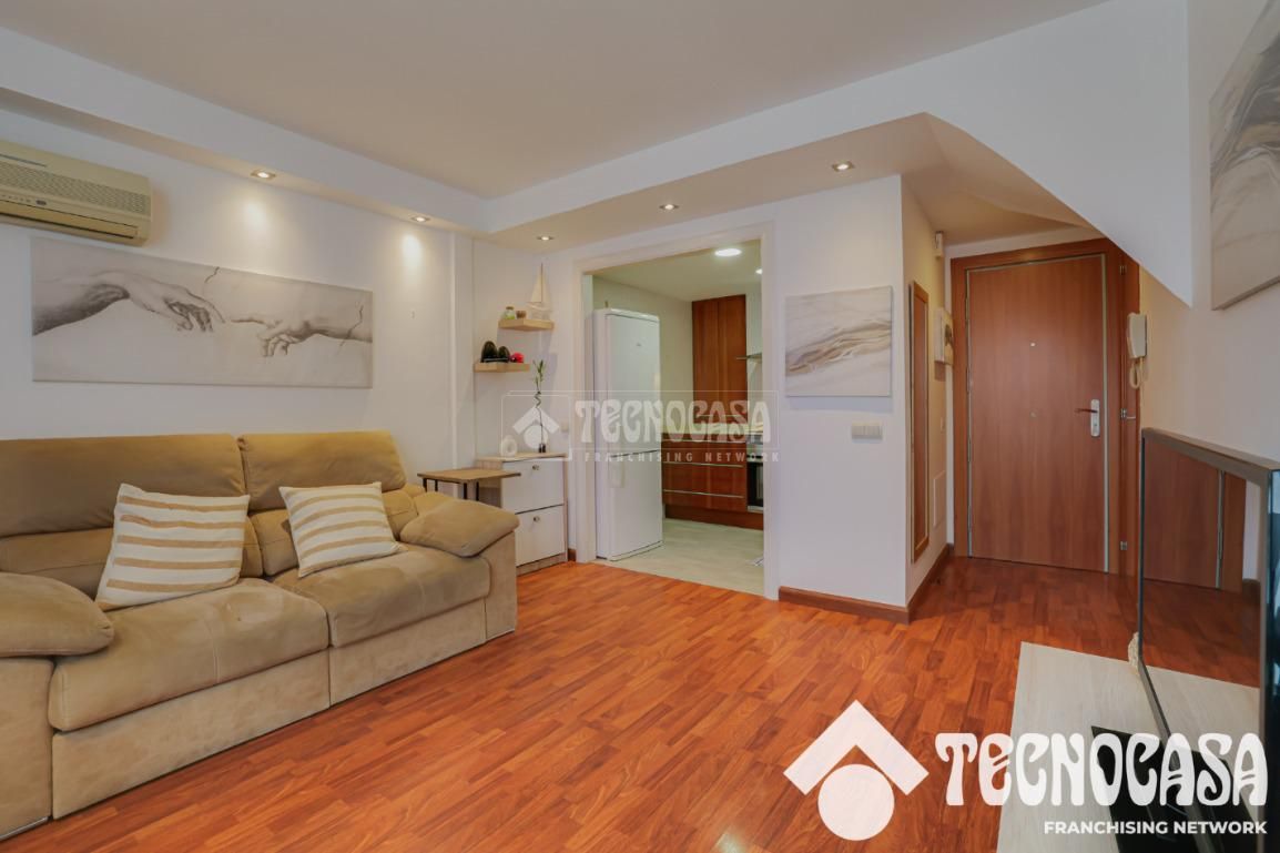 Sala d'estar de Pis en venda en Mataró amb Aire condicionat, Parquet i Terrassa