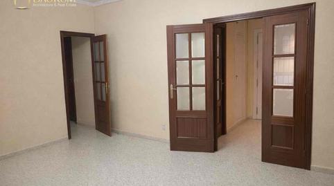 Foto 3 von Wohnung zum Verkauf in Calle Olivares, 4, Centro, Bormujos