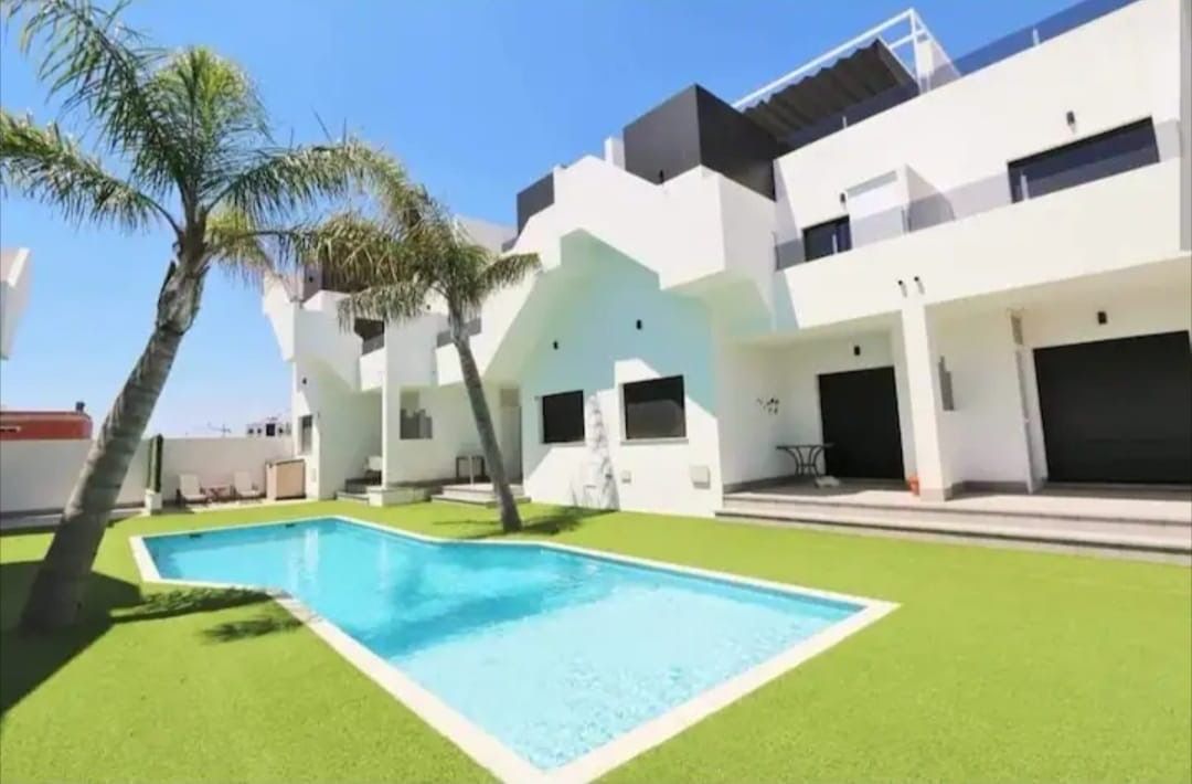 Swimming pool of Attic for sale in San Pedro del Pinatar  with Air Conditioner, Heating and Terrace