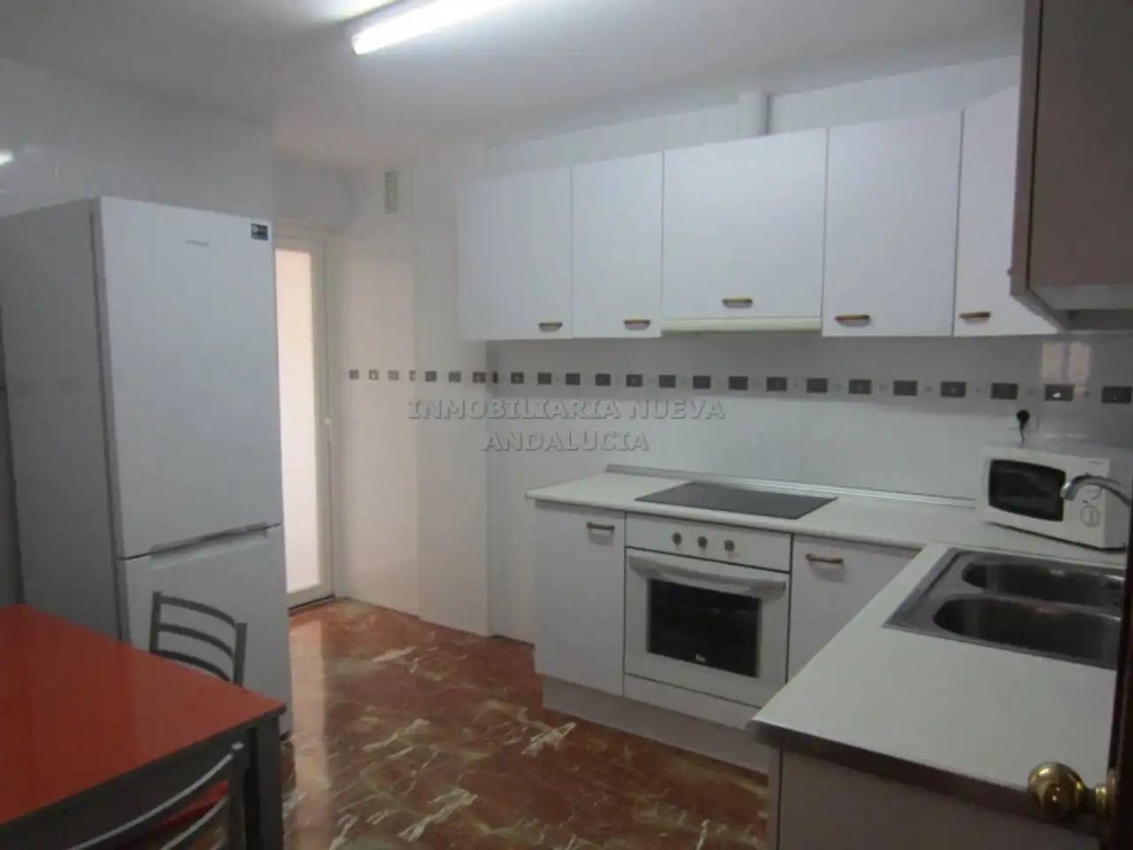 Cocina de Piso de alquiler en Almería con Terraza y Amueblado