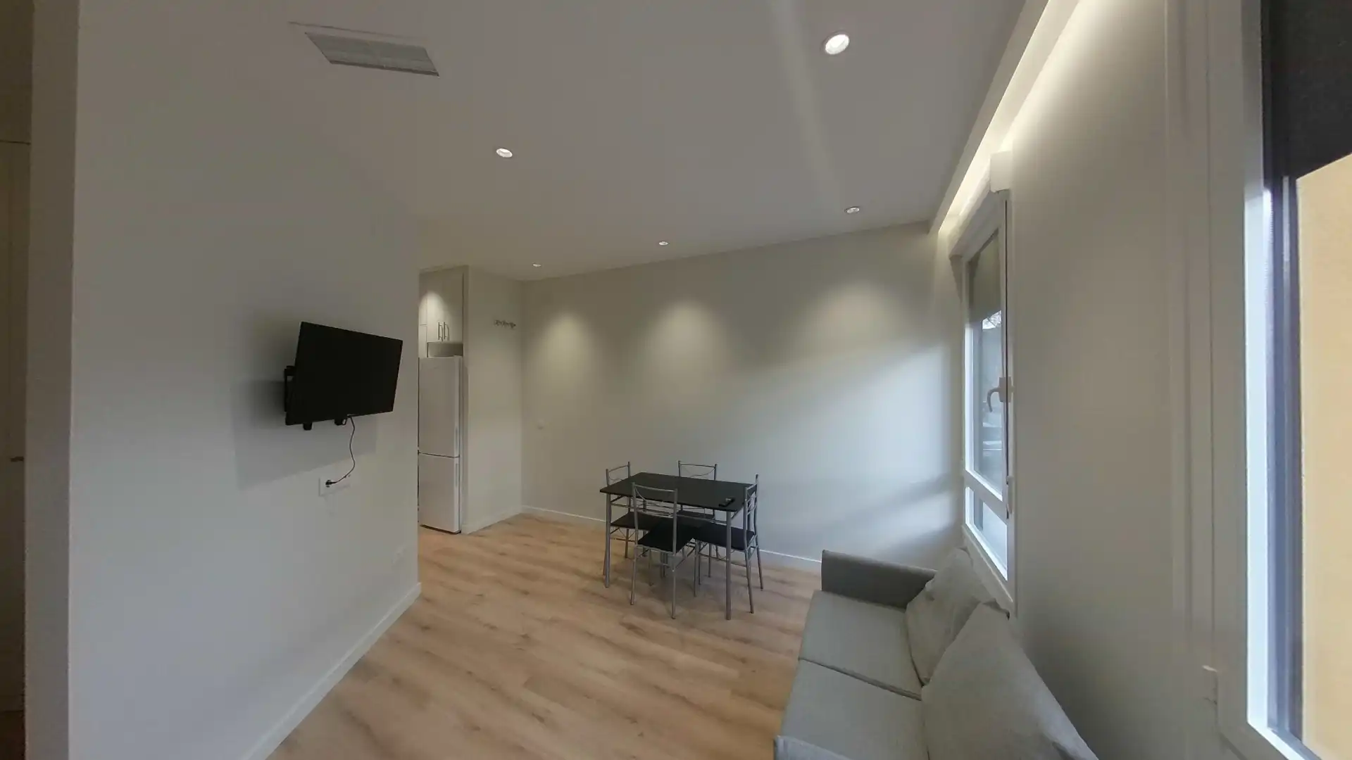Flat for rent in Calle de las Islas Jarvi, Tres Olivos - Valverde