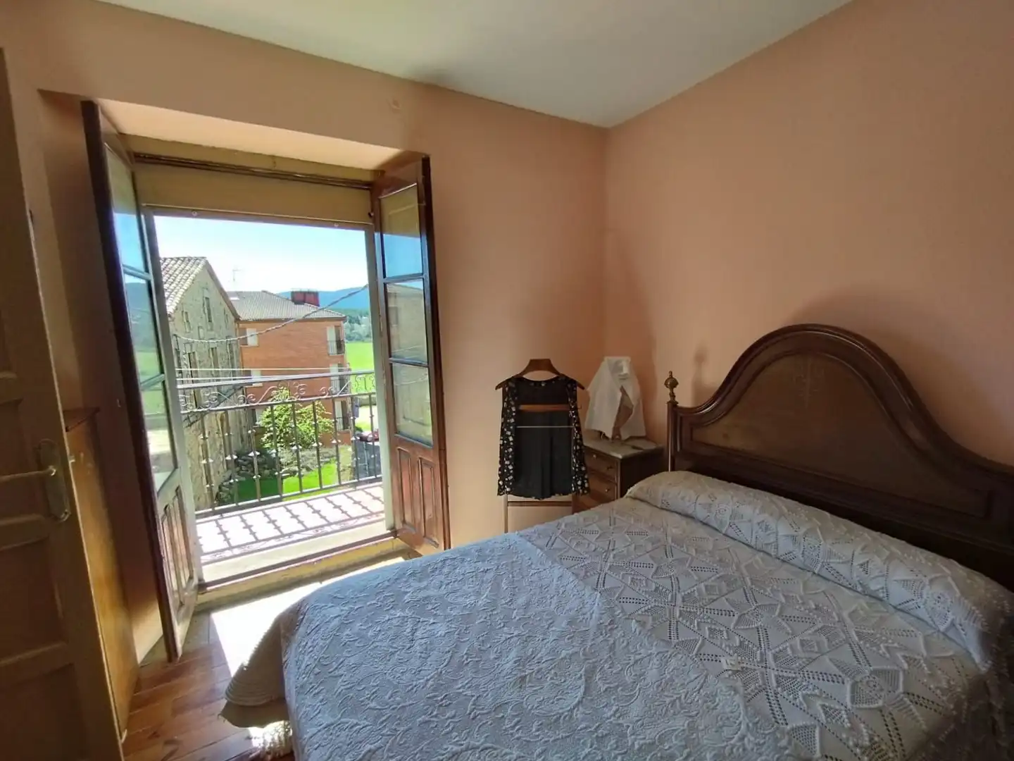 Bedroom of Detached homes for sale in Quintanar de la Sierra  with Terrace and Balcony