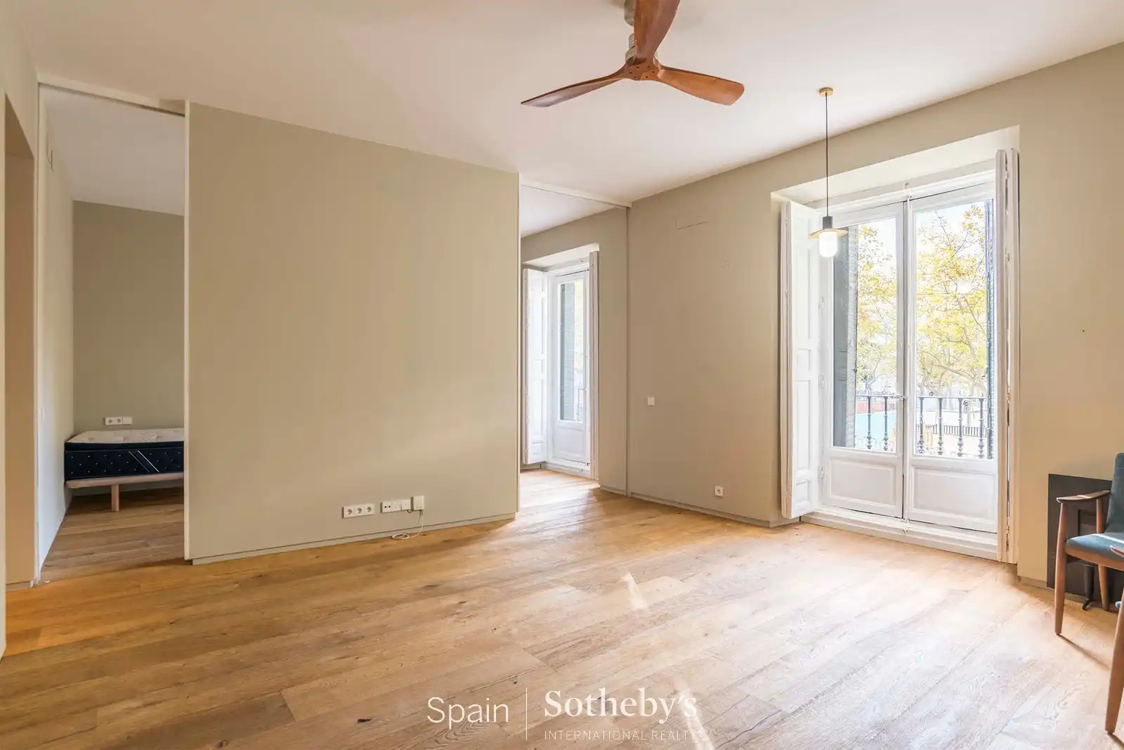Apartments for sale in Calle de Lepanto, Palacio