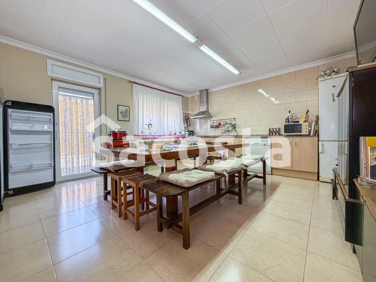 Cuina de Casa o xalet en venda en Blanes amb Aire condicionat, Jardí privat i Terrassa