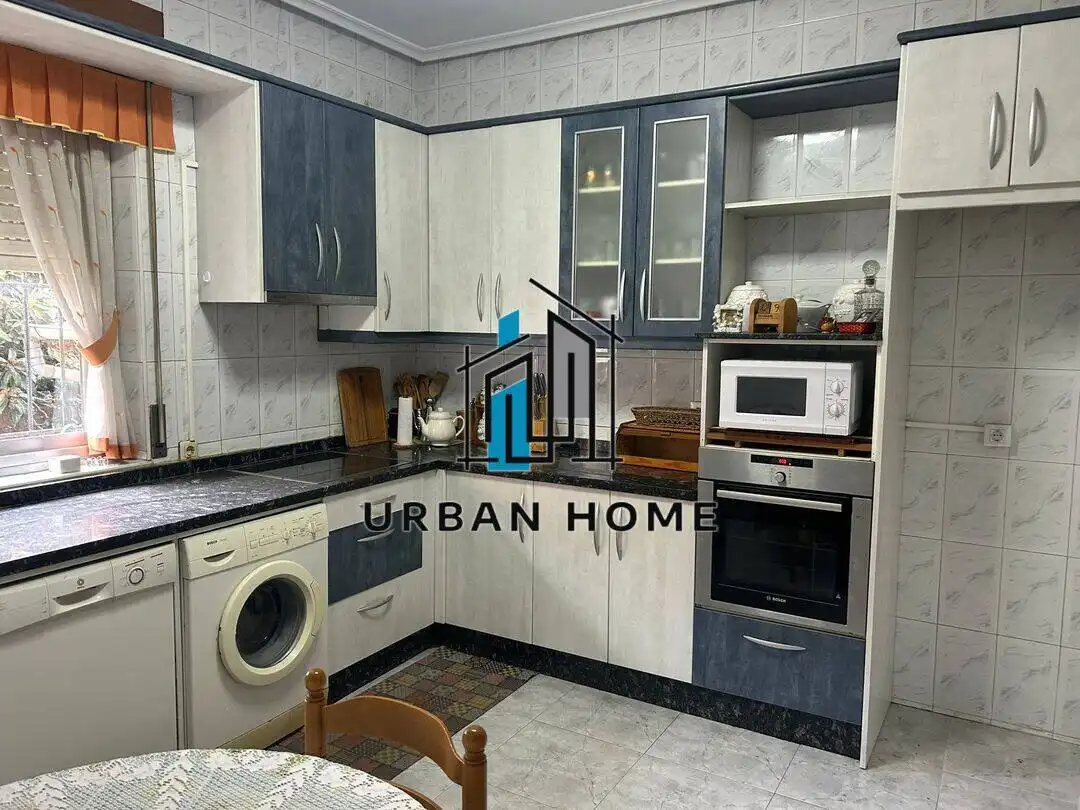 Haus oder Chalet zum Verkauf in Calle Juan de Juni, Las Ventas