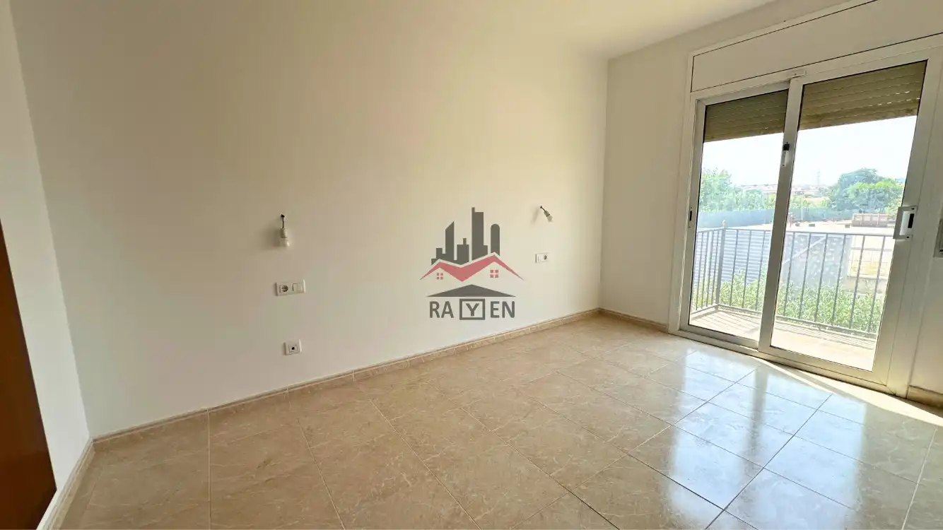 Houses for sale in del Poeta Apel·les Mestres, Poble Nou - Olivar Gran