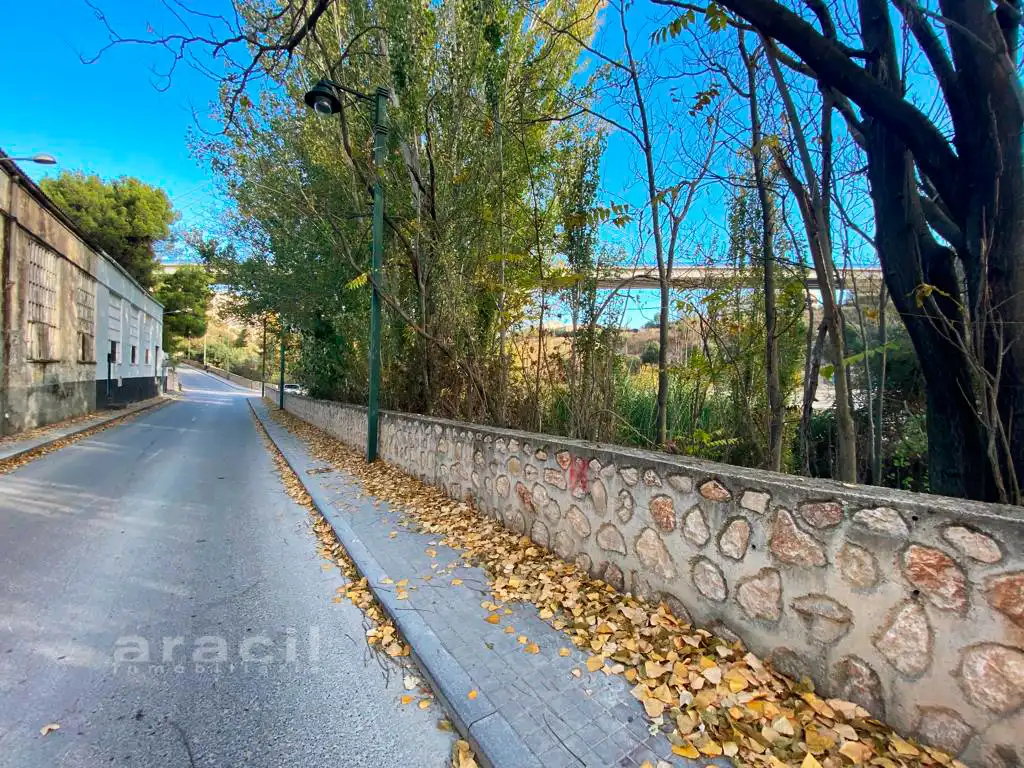 Vista exterior de Nave industrial en venta en Alcoy / Alcoi