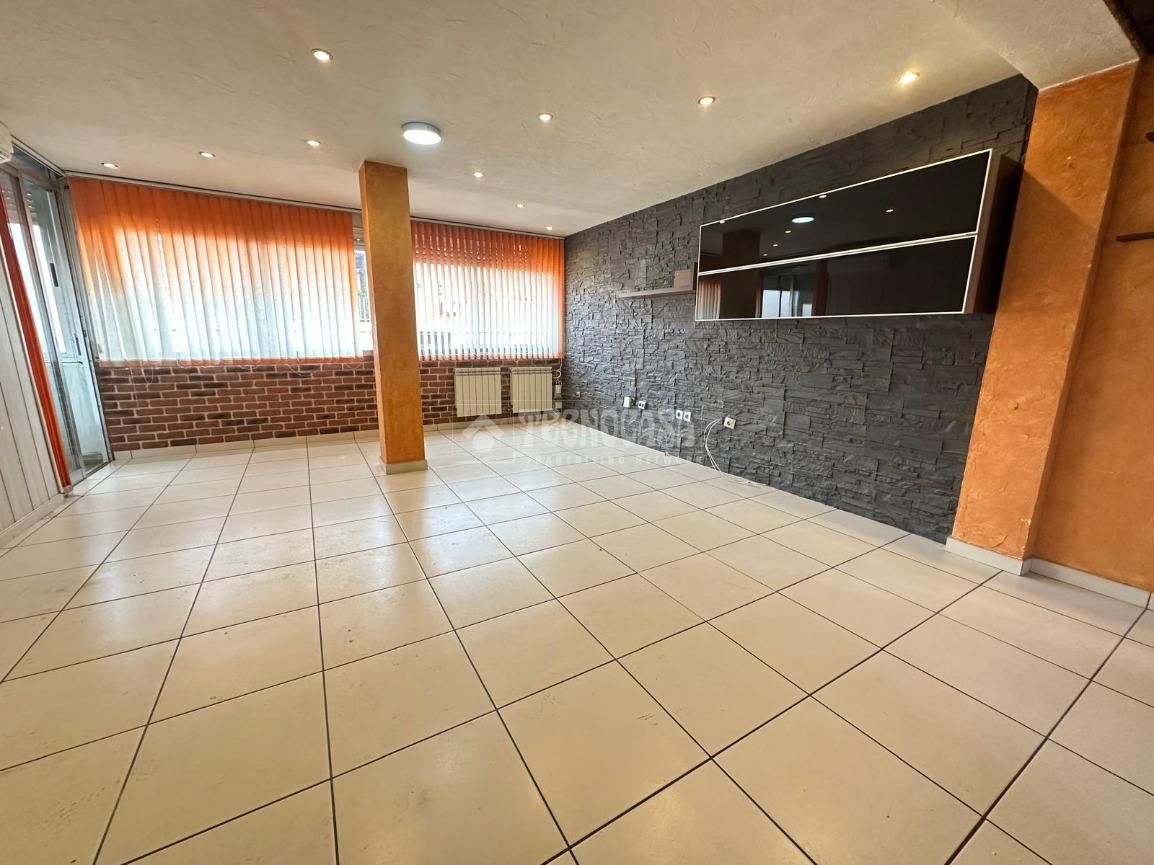 Piso en venta en  Madrid Capital con Aire acondicionado, Calefacción y Terraza