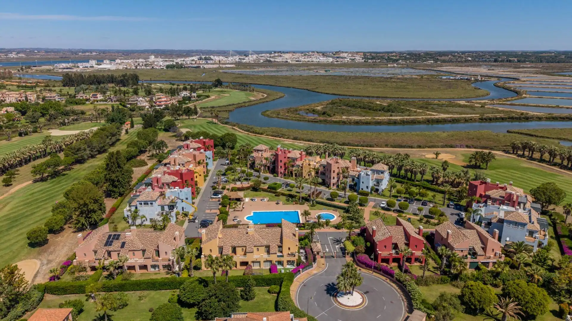 Vista exterior de Casa adosada en venta en Ayamonte con Aire acondicionado, Calefacción y Jardín privado