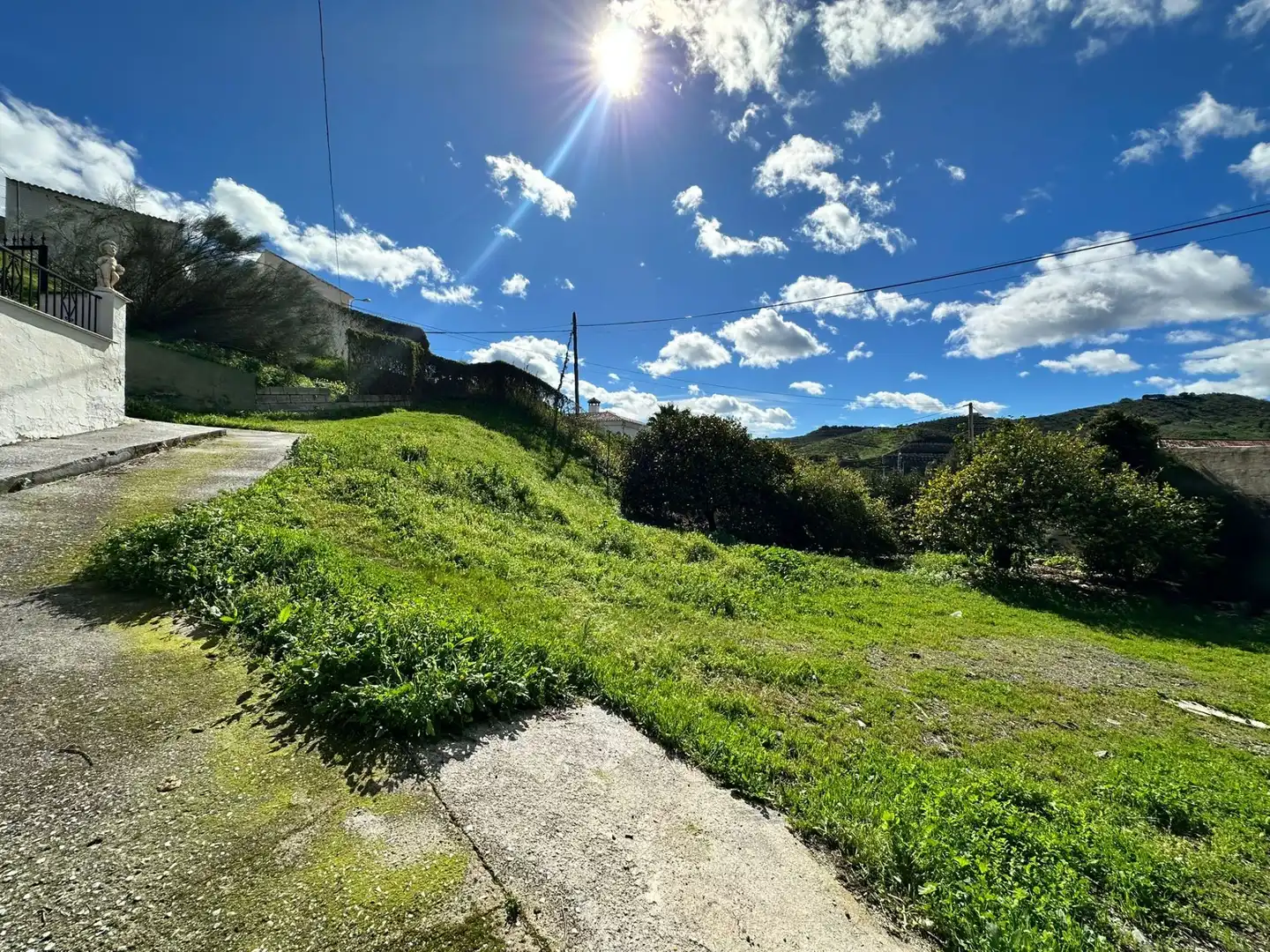 Vista exterior de Casa o xalet en venda en Vélez-Málaga amb Aire condicionat, Jardí privat i Traster