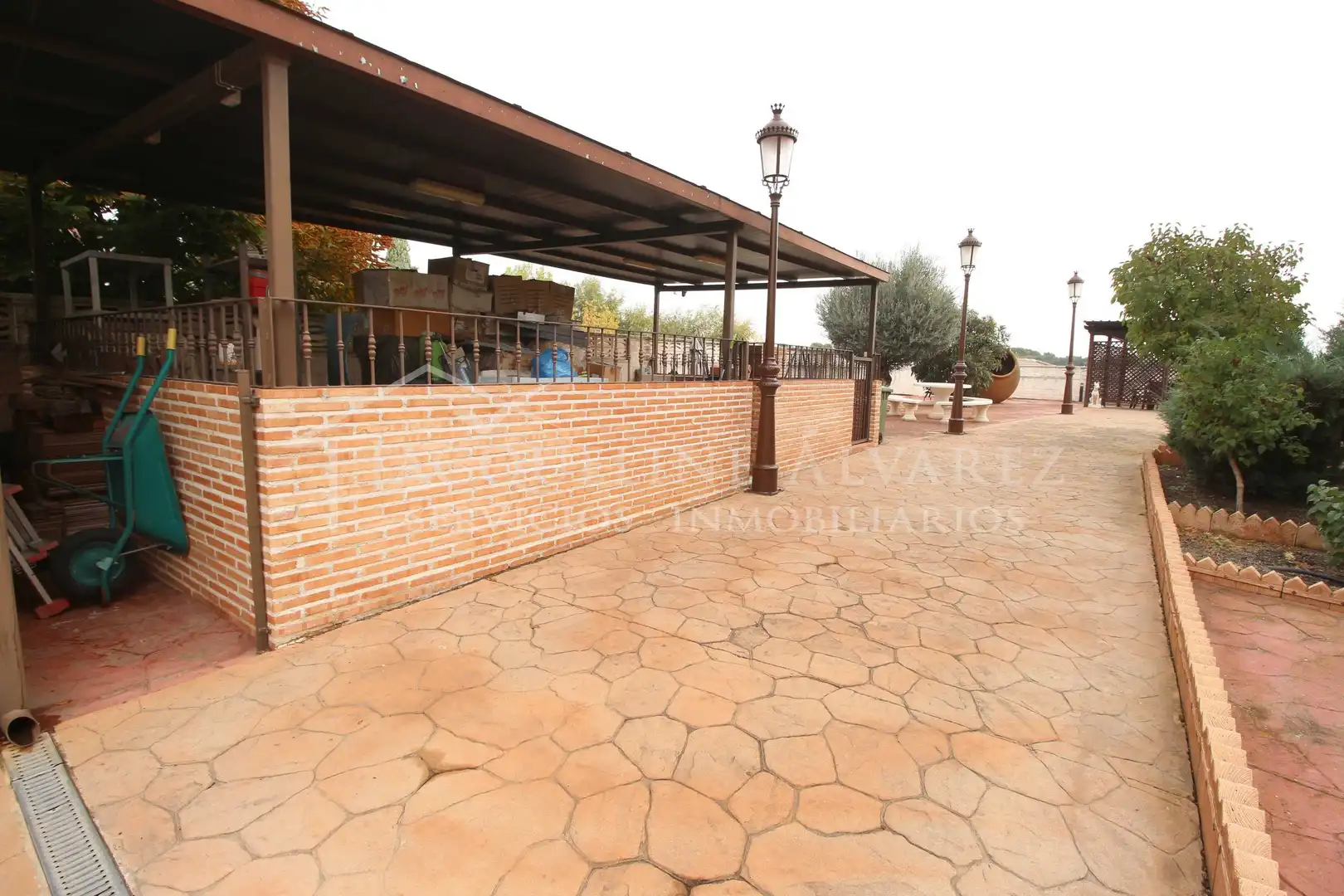 Terrassa de Casa o xalet en venda en Yeles amb Calefacció, Jardí privat i Piscina