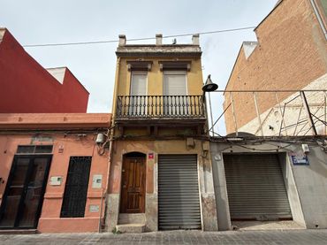 Appartement avec balcon à vendre à Carrer Major de Natzaret 60