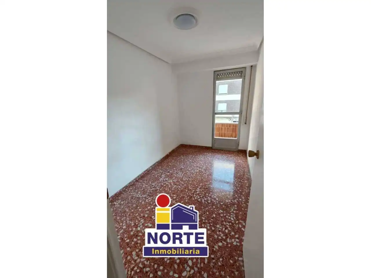 Vista exterior de Piso de alquiler en Cocentaina con Balcón