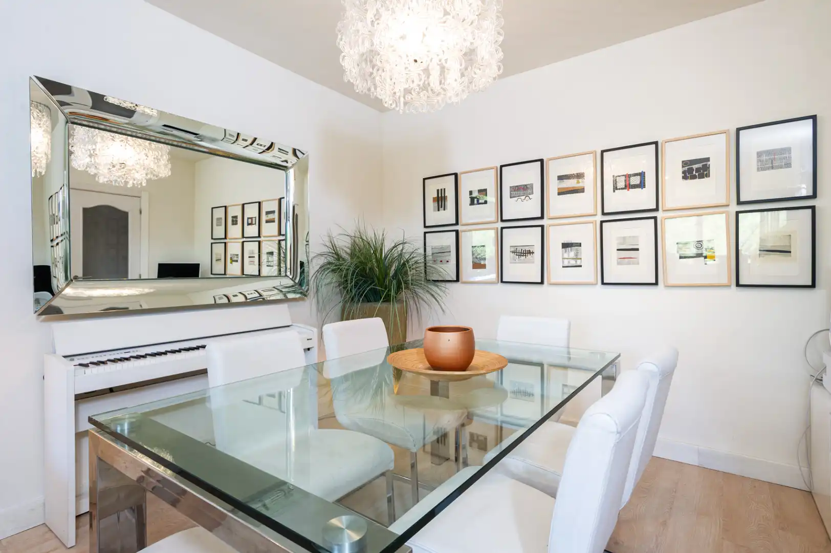 Comedor de Apartamento en venta en Marbella con Aire acondicionado, Terraza y Horno