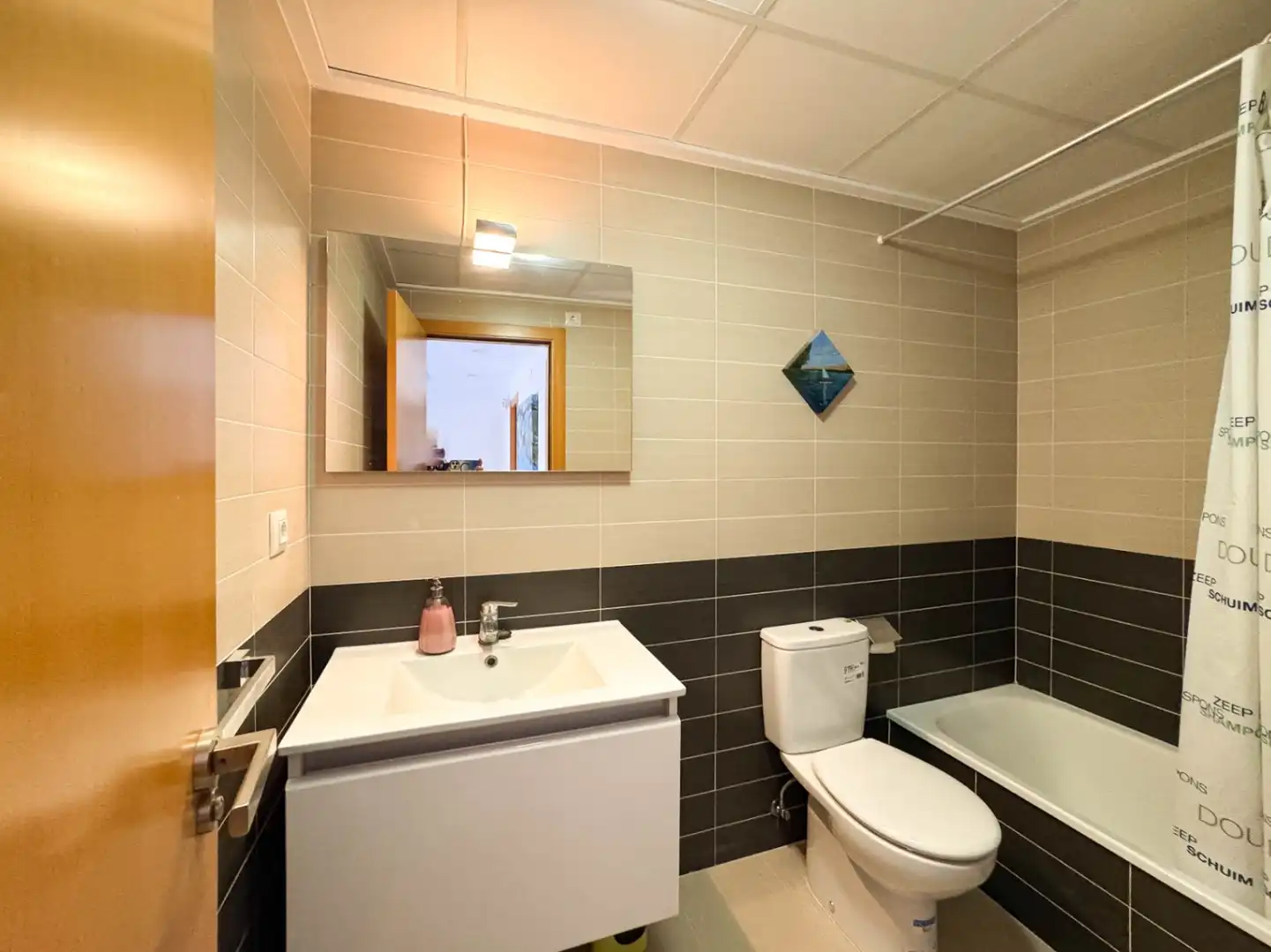 Badezimmer von Dachboden zum Verkauf in Dénia mit Klimaanlage und Heizung