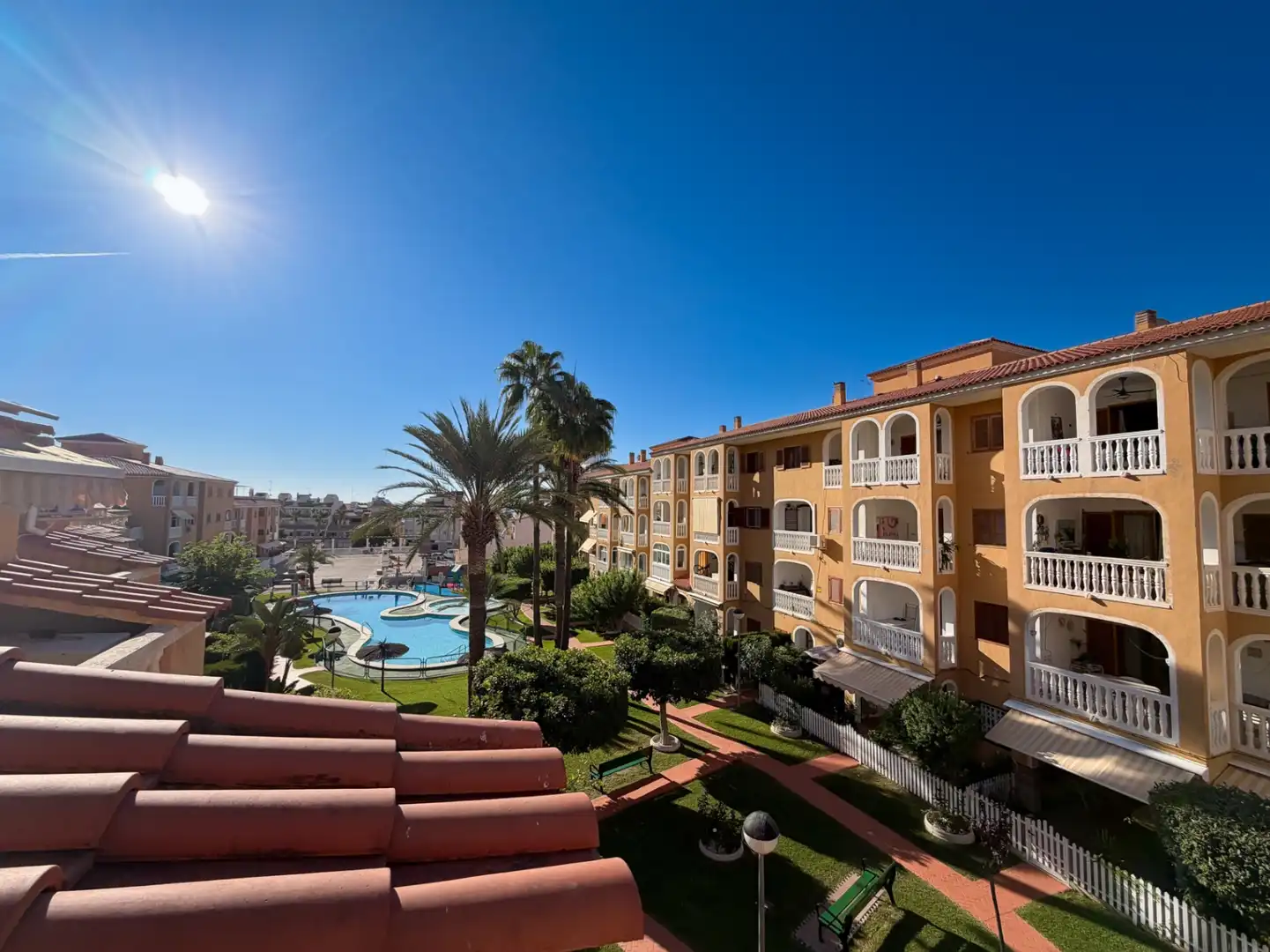 Bungalow with pool for sale in Campello Playa