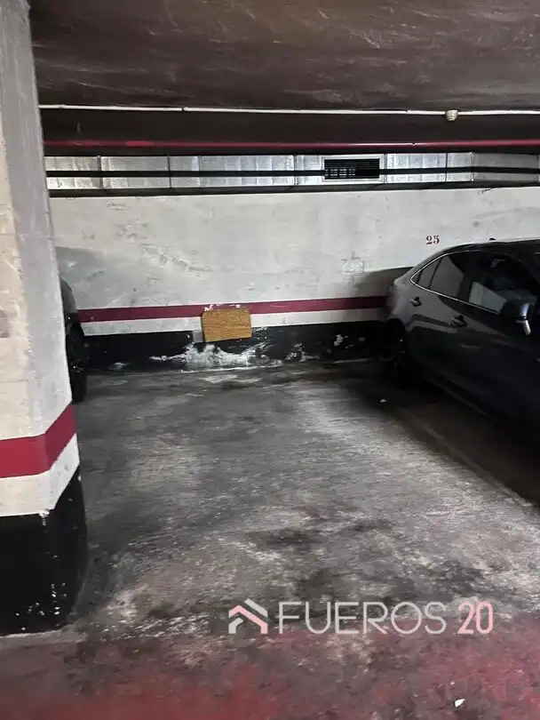Parkplatz von Garage zum Verkauf in Barakaldo 