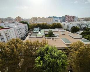 Exterior view of Flat for sale in  Cádiz Capital  with Terrace and Balcony