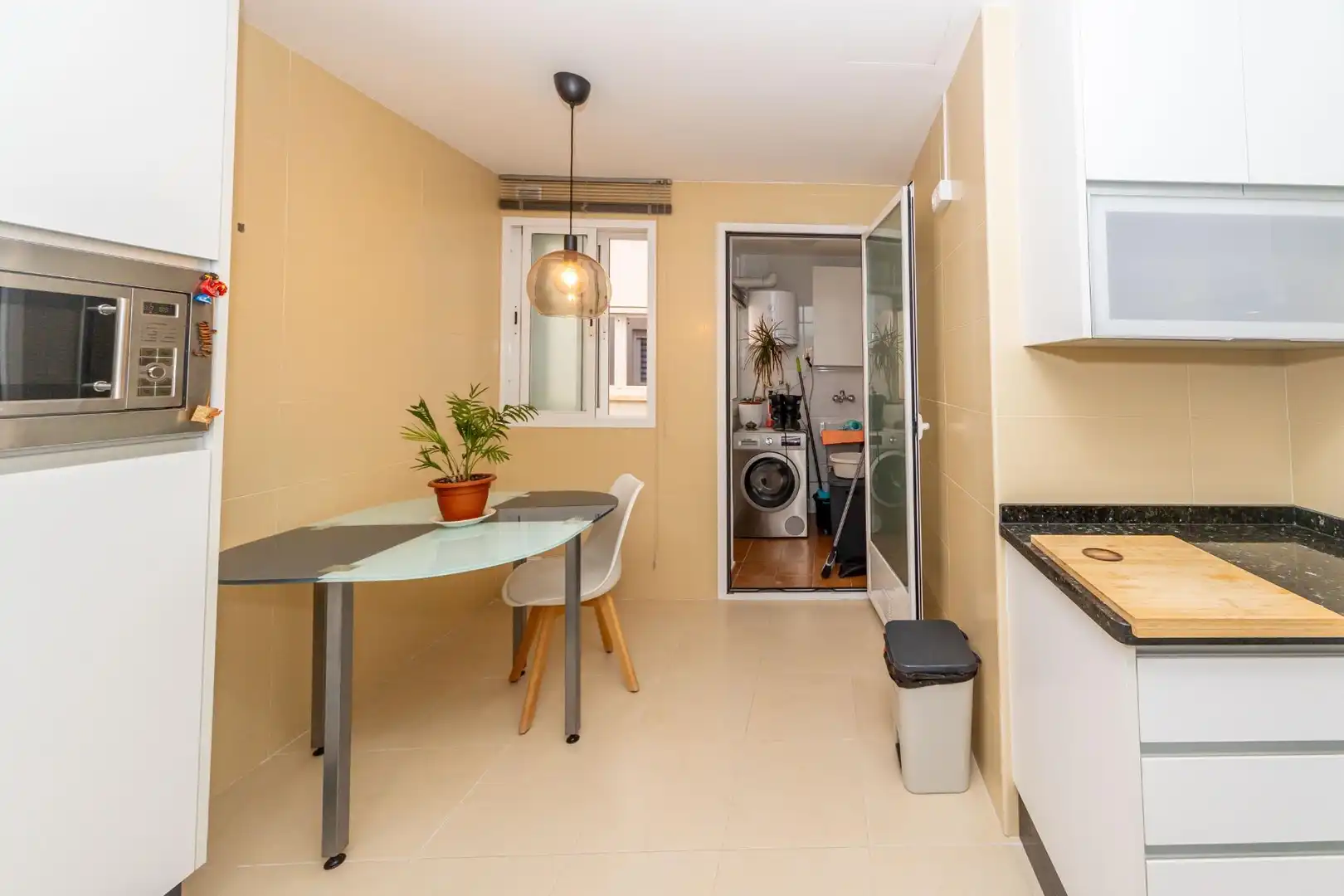 Kitchen of Flat for sale in Guadix