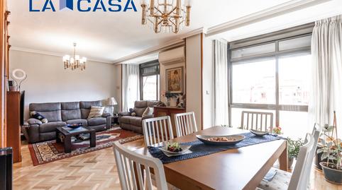 Foto 2 de Piso en venta en Calle de Puerto Serrano, Legazpi, Madrid