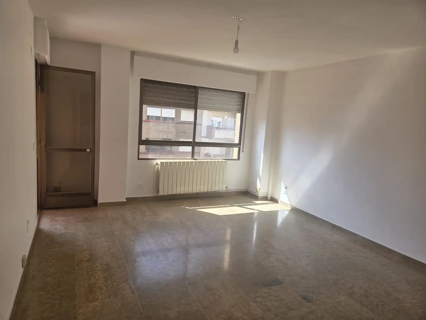 Bedroom of Flat for rent in Badajoz  with Air Conditioner, Heating and Terrace
