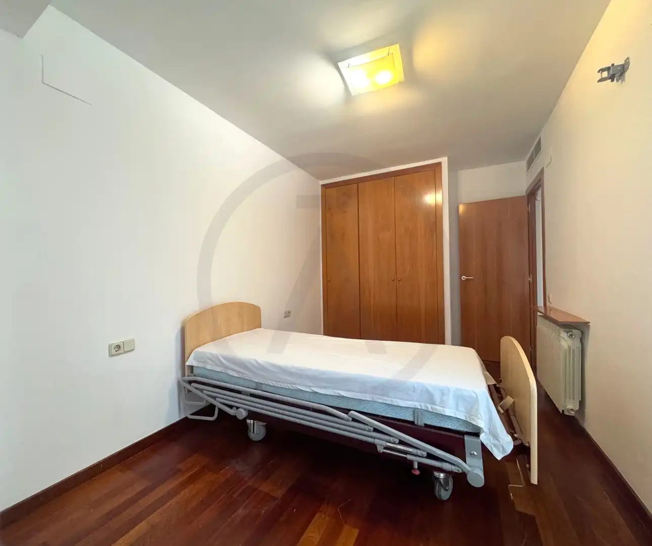 Schlafzimmer von Wohnung zum Verkauf in Terrassa mit Klimaanlage, Heizung und Parkett