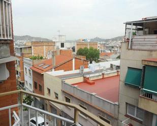 Exterior view of Flat for sale in Santa Coloma de Gramenet  with Heating, Terrace and Storage room