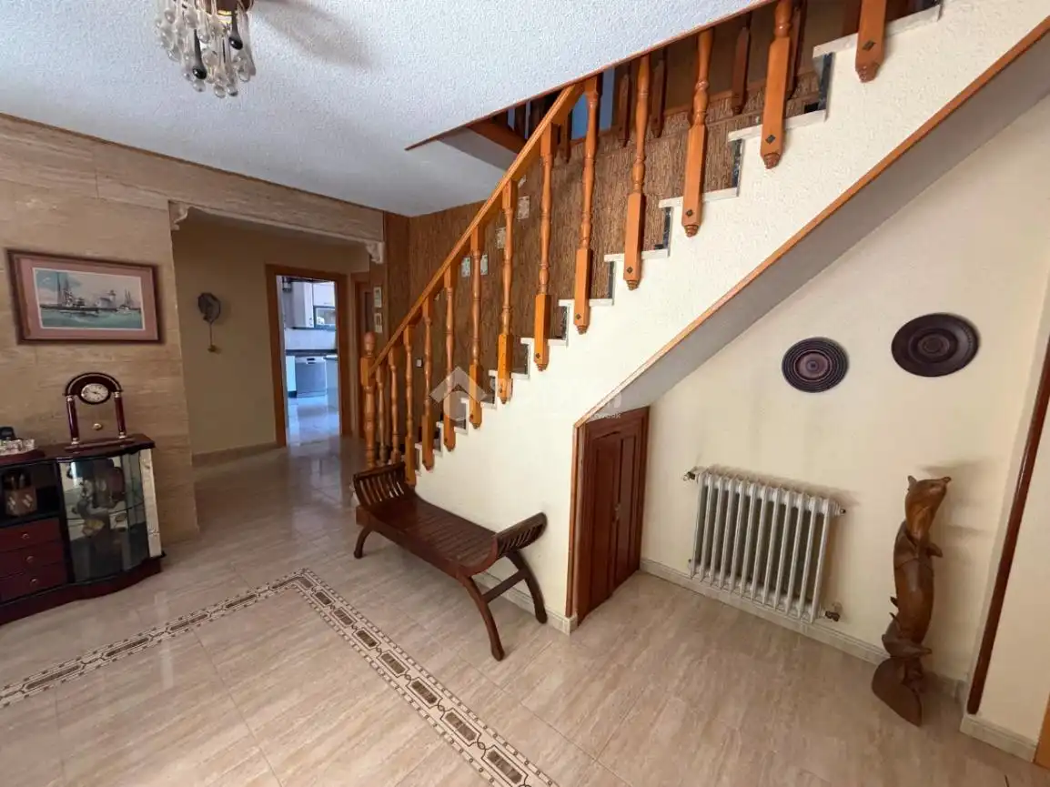 Houses for sale in Paracuellos de Jarama  with Heating