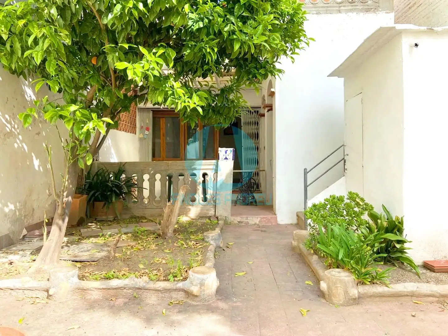 Exterior view of Detached homes for sale in Mataró  with Private garden, Terrace and Storage room