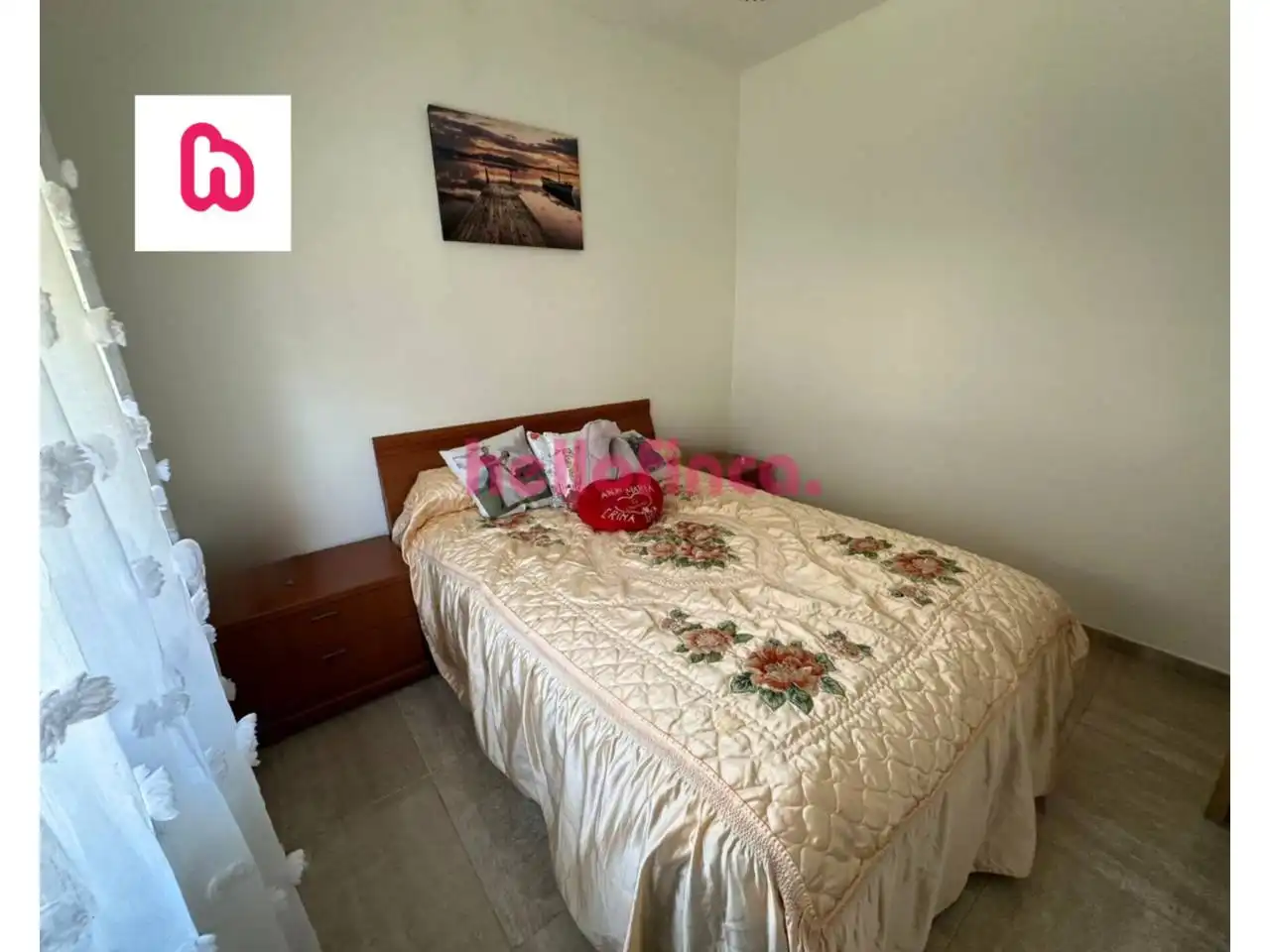 Dormitori de Casa adosada en venda en Sant Pere de Torelló amb Calefacció, Terrassa i Alarma