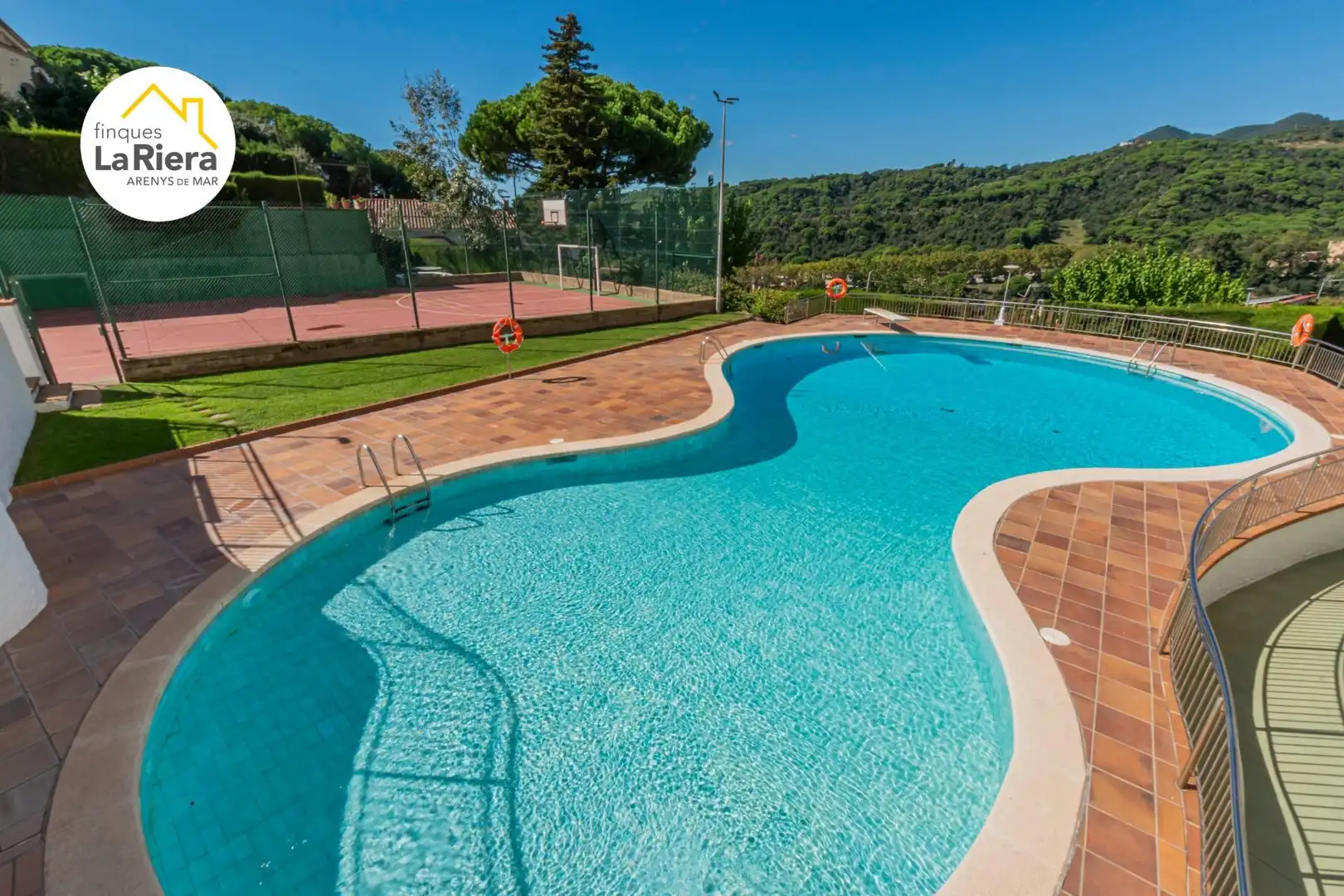 Piscina de Pis en venda en Arenys de Munt, Barcelona