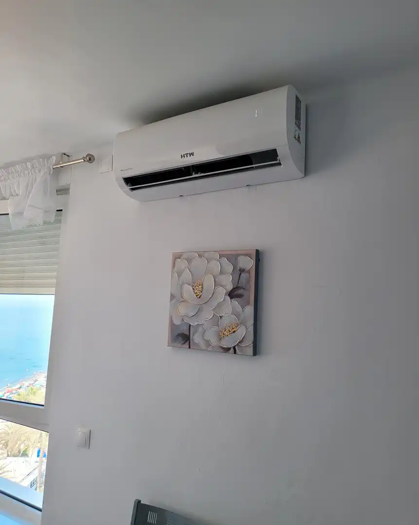 Study for rent in Avenida Europa, 82, Centro Internacional