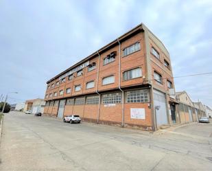 Vista exterior de Nau industrial en venda en Tarazona