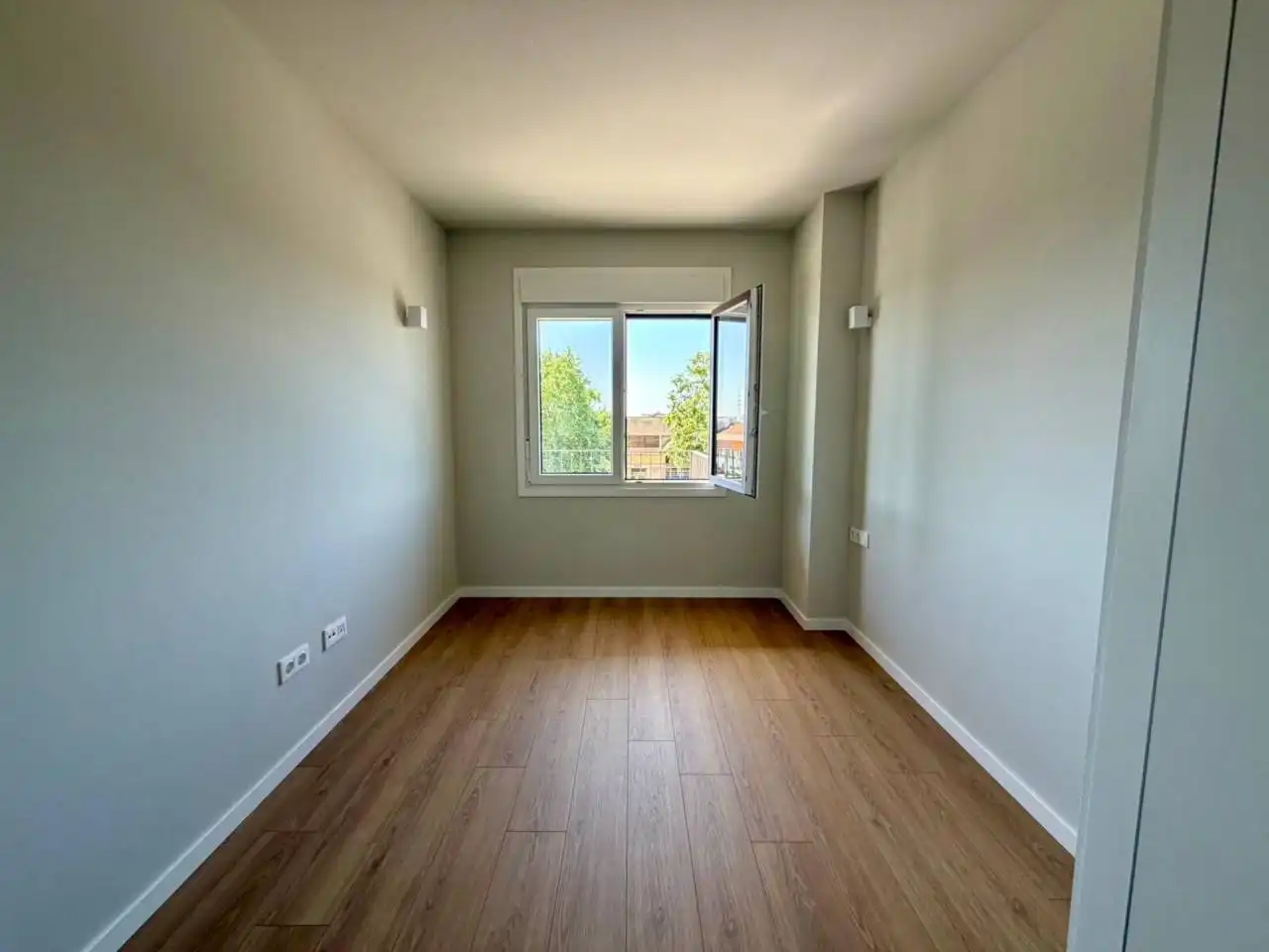 Wohnung zur Miete in Avenida Jaume I, Sant Pere Nord