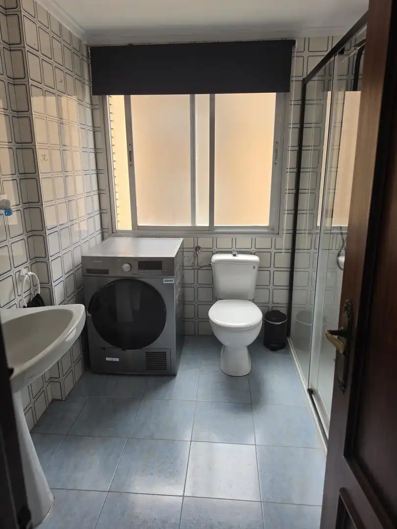 Baño de Piso en venta en Valencia con Aire acondicionado, Amueblado y Balcón