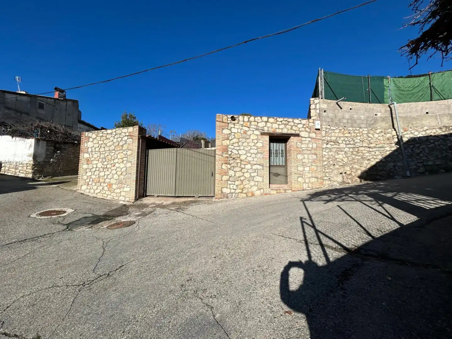 Exterior view of Houses for sale in Loranca de Tajuña