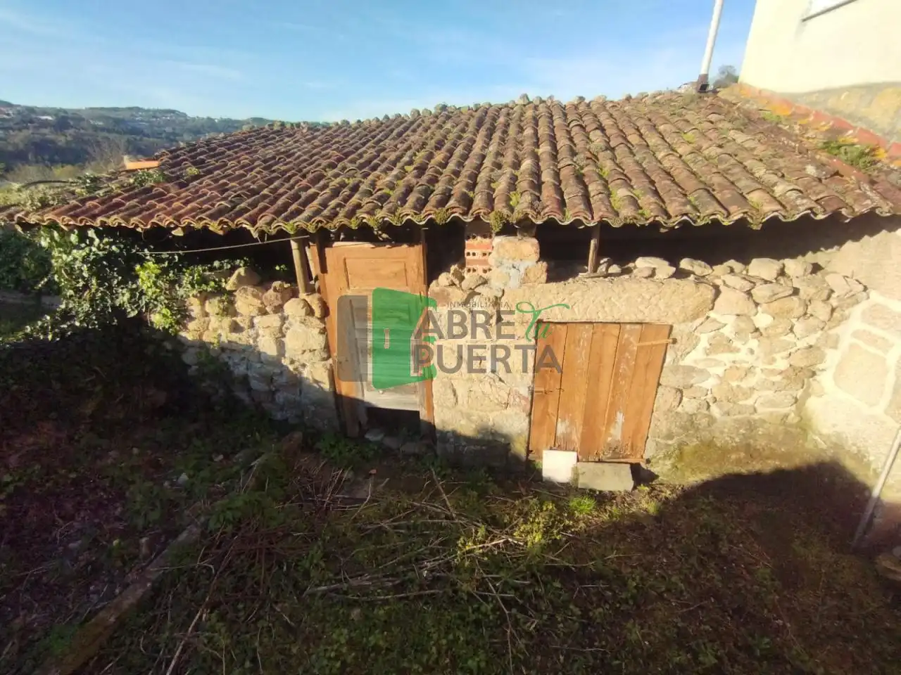Vista exterior de Casa o xalet en venda en Ourense Capital  amb Jardí privat i Terrassa