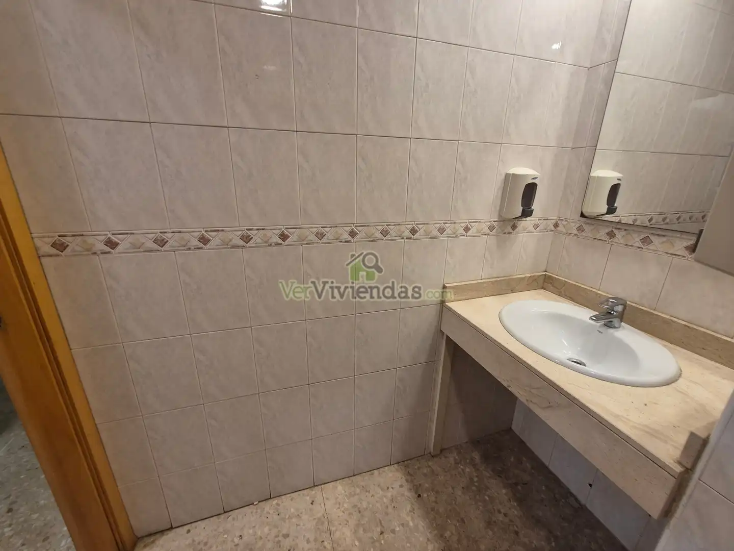 Business premises for sale in Sant Vicenç Dels Horts, imagen 41
